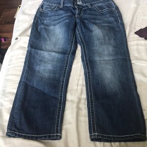 Straight Leg Short Jeans